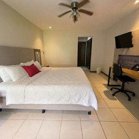 Puerto Azul Hotel Puntarenas Ngoại thất bức ảnh